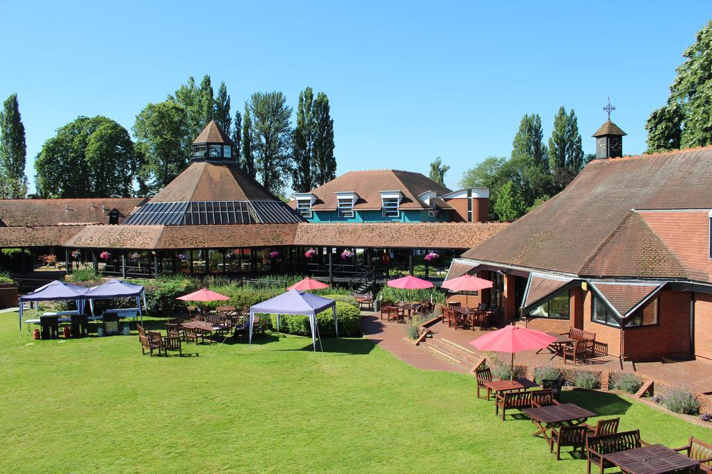 Cim Business Centre Hotel Maidenhead Luaran gambar