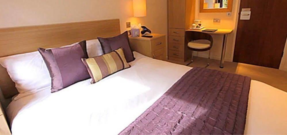 Cim Business Centre Hotel Maidenhead Luaran gambar